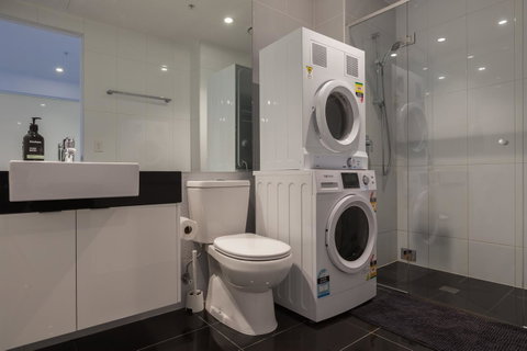Southbank Biz-Biz Hotel Apartment - Schoolies Week Accommodation 9