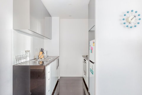 Southbank Biz-Biz Hotel Apartment - Schoolies Week Accommodation 18