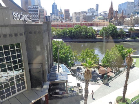 PrivateStudio In Quay West Building - Schoolies Week Accommodation 4