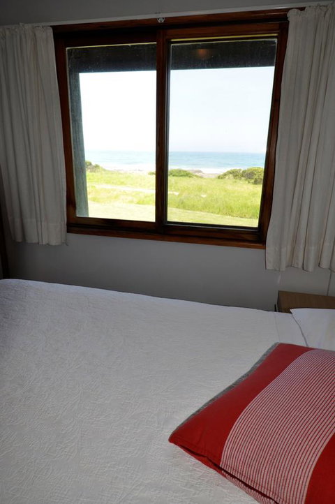 14 Steps - Schoolies Week Accommodation 6