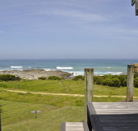 14 Steps - Schoolies Week Accommodation