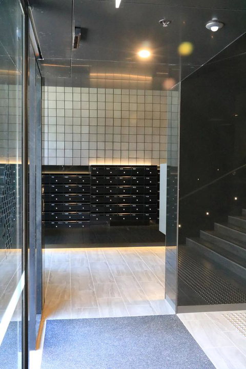 E-Boutique S Collection - Schoolies Week Accommodation 6