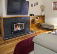 Lake Wendouree Luxury Apartments on Grove - Schoolies Week Accommodation