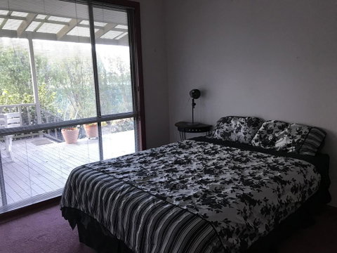 Eagle Bay Views - Schoolies Week Accommodation 14