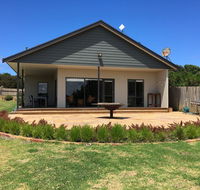 Apostle Hideaway - Central Port Campbell - Schoolies Week Accommodation