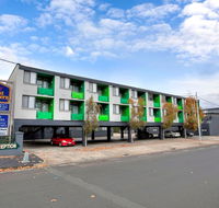 Melbourne's Princes Park Hotel - Schoolies Week Accommodation