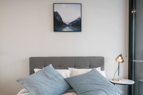 International 2 Bed 2 Bath Apartment - Schoolies Week Accommodation 6