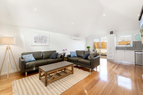 Beach Belle - Schoolies Week Accommodation 6