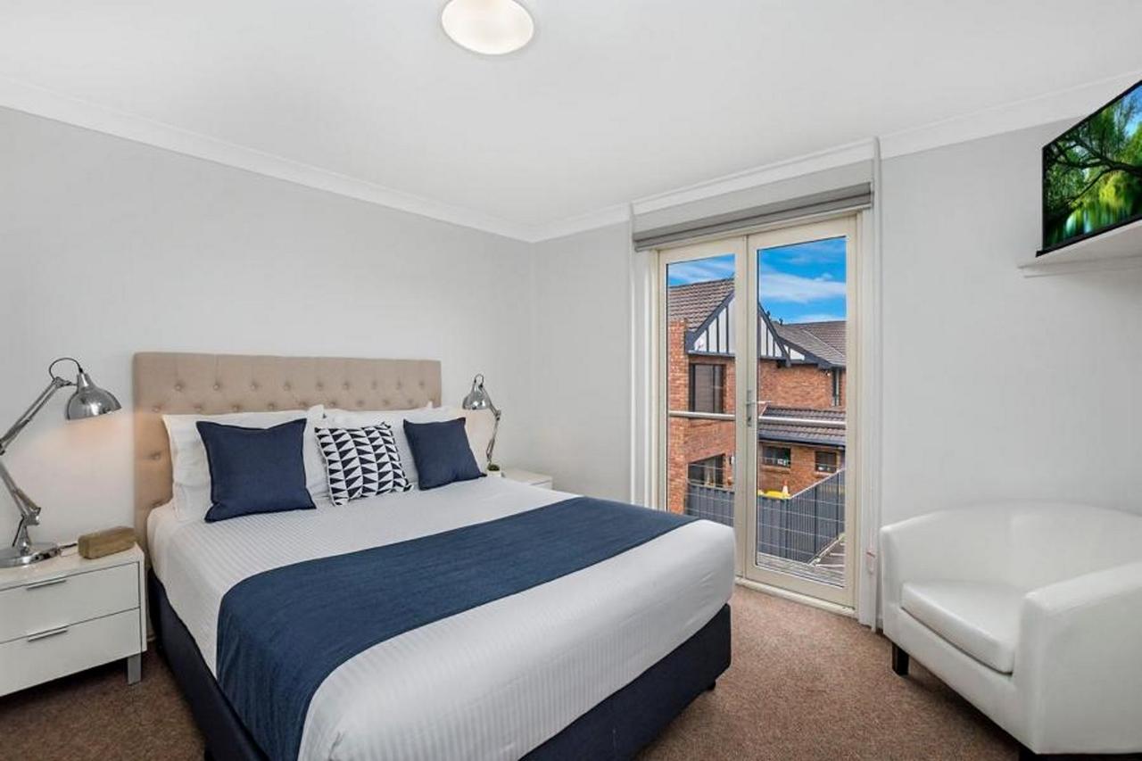 Weering VIC Schoolies Week Accommodation