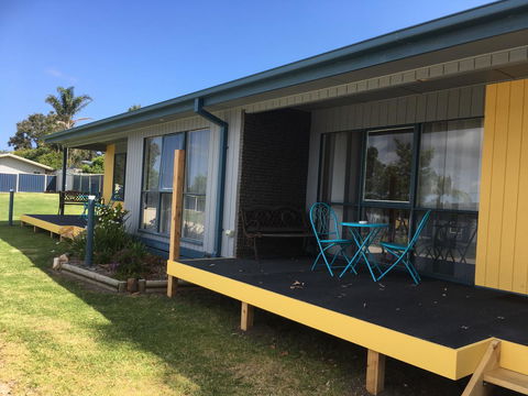Lakeside At Mallacoota - Schoolies Week Accommodation 20