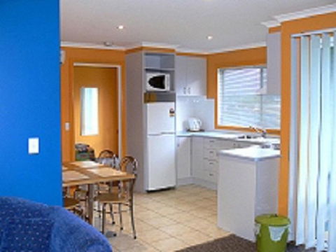 Lakeside At Mallacoota - Schoolies Week Accommodation 34