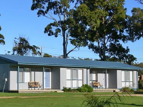 Lakeside At Mallacoota - Schoolies Week Accommodation 31