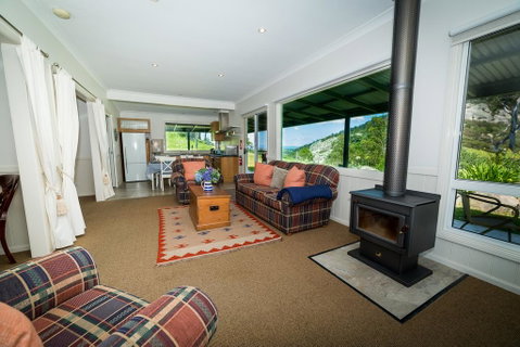The Cottage At The Bryn At Tilba - Schoolies Week Accommodation 3