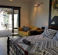 The Courtyard - Schoolies Week Accommodation