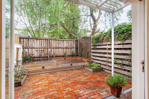 The Crofts - Schoolies Week Accommodation 3