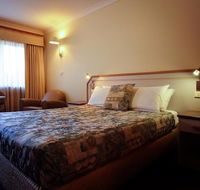 The Crossing Motel - Schoolies Week Accommodation