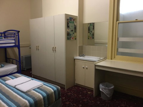 The Formby Hotel - Schoolies Week Accommodation 1