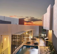 The Frames - Schoolies Week Accommodation