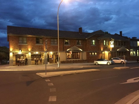 The George Hotel - Schoolies Week Accommodation 0