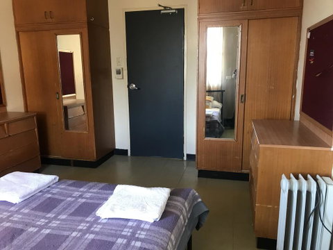 The Greenwich - Schoolies Week Accommodation 1