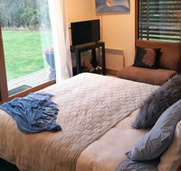 The Gurdies Room with Amazing Sunset Views - Schoolies Week Accommodation