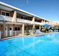 The Hermitage Motel - Campbelltown - Schoolies Week Accommodation
