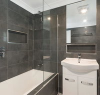 The Inlet Cottage - Schoolies Week Accommodation