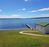 The Lake Escape - Schoolies Week Accommodation