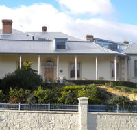 The Lodge on Elizabeth Boutique Hotel - Schoolies Week Accommodation