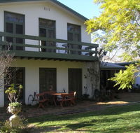 The Pelican Bed and Breakfast - Schoolies Week Accommodation