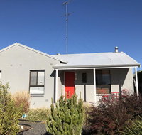The Red Door - Schoolies Week Accommodation