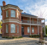 The Rivulet - Schoolies Week Accommodation