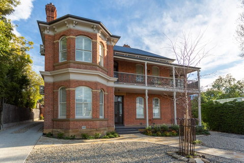 The Rivulet - Schoolies Week Accommodation 0