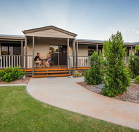 The Rocks Motel - Schoolies Week Accommodation
