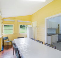 The Seamist Cottage - Schoolies Week Accommodation