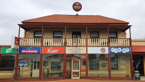 The Victoria Hotel - Schoolies Week Accommodation 0