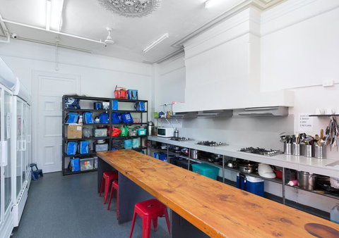 The Village Glebe - Schoolies Week Accommodation 2
