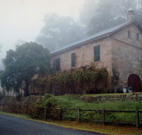 Tizzana Winery Bed and Breakfast - Schoolies Week Accommodation