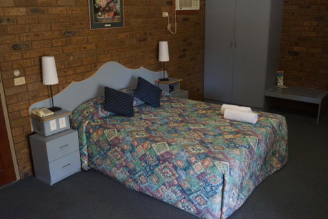 Tooleybuc River Retreat Villas - Schoolies Week Accommodation 2