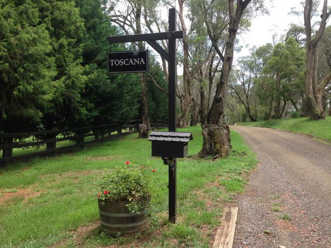Toscana On Greenhills - Schoolies Week Accommodation 0