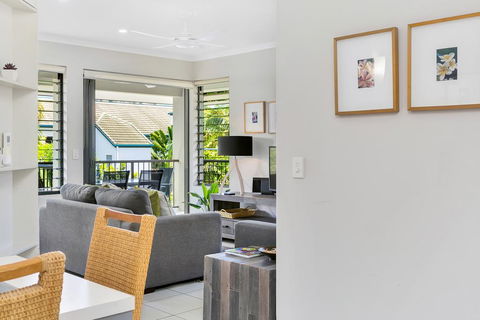 Tranquil Palms @ Trinity Beach - Schoolies Week Accommodation 3