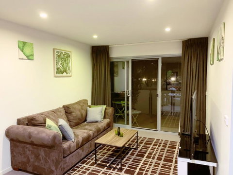 Tranquil, Relaxing Forrest Style Apartment - Braddon CBD - Schoolies Week Accommodation 0