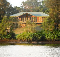 Tranquility - Adults Only Retreat - Schoolies Week Accommodation
