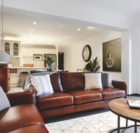 Tre Sorelle Camden - Schoolies Week Accommodation