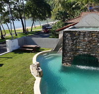 Trinity Beach House - Schoolies Week Accommodation