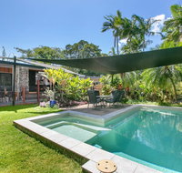 Tropical House Pool and Extra Bungalow 4 bedrooms - Schoolies Week Accommodation