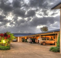 Tropixx Motel  Restaurant - Schoolies Week Accommodation