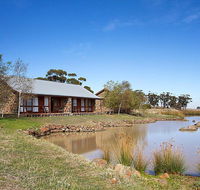 Tuki Retreat - Schoolies Week Accommodation