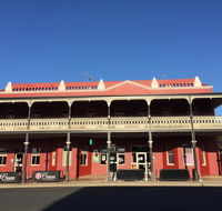 Tumut Star Hotel - Schoolies Week Accommodation