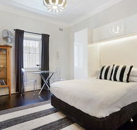 Unbeatably located Art Deco Surry Hills studio - Schoolies Week Accommodation